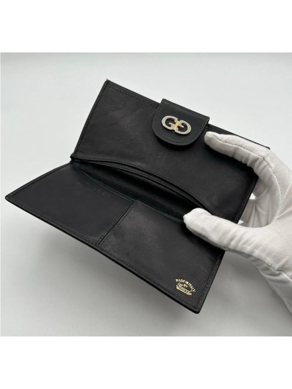 Vintage 1970’s Gucci Black Bi-Fold Suede & Leather Wallet -Authentic - Picture 6 of 13